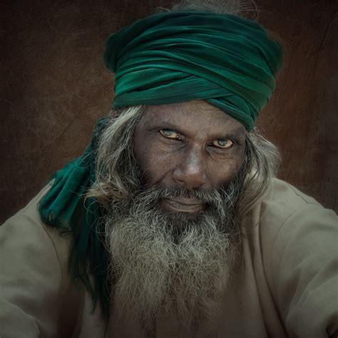 Street Portrait - Old Delhi | Portrait art photography natural light, Portrait, Portrait ...