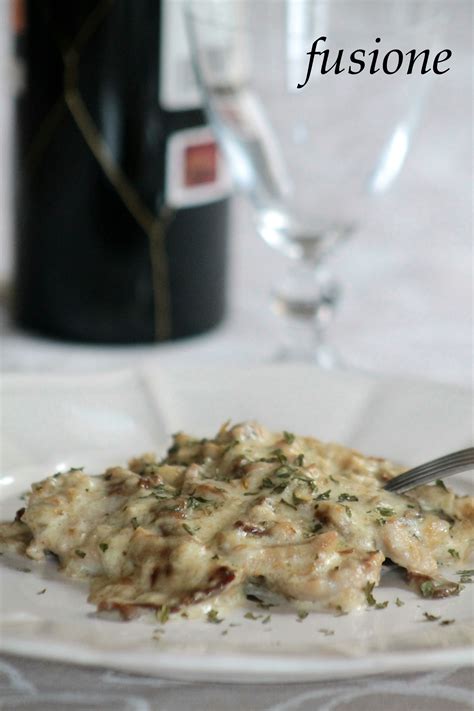 In questa ricetta, la mia scelta va per il classico e sempre gustoso petto di pollo. Scaloppine ai funghi porcini secchi | Ricetta nel 2020 ...
