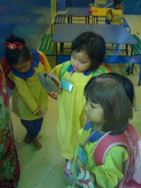 Genius kids' land ( utama branch). i.need.a.break :): Genius Aulad ~ 1st Day at School