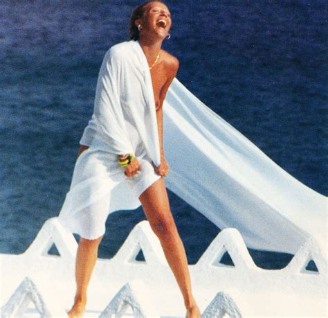 Η μαρία σολωμού (γενν.αθήνα, 1 οκτωβρίου 1974) είναι ελληνίδα ηθοποιός. H γυμνή φωτογράφηση της Ζωής Λάσκαρη στο Playboy - Τι ...