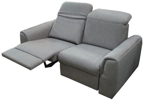 Sofa mit schlaffunktion bettkasten klein couch mit stauraum neu. Elektrische Verstellung im Sofa. | Moderne couch, Sofas ...