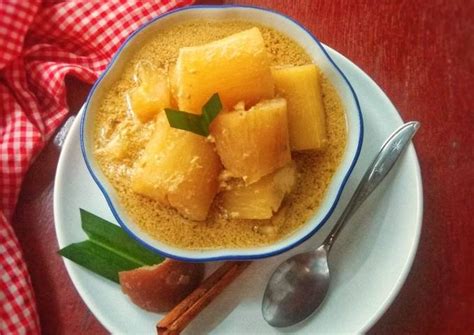 Minyak atau lemak berasal dari kuning telur dan margarin. Cara Mudah Membuat Kolak Singkong Telur Anti Gagal ...