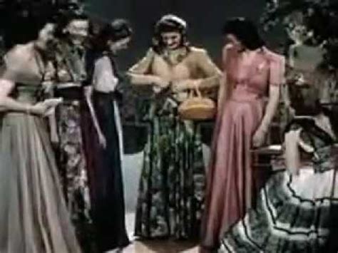 Maybe you would like to learn more about one of these? Cortometraggio su Moda e Costume negli anni '40 - YouTube