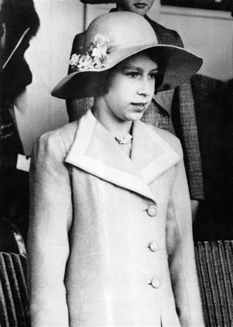 I have discovered that he george v is very much attracted to lady elizabeth once married, the duke and duchess of york, as they became, led relatively sedentary lives with their two young daughters, elizabeth and. Queen Elizabeth's Life in Pictures | Young queen elizabeth ...