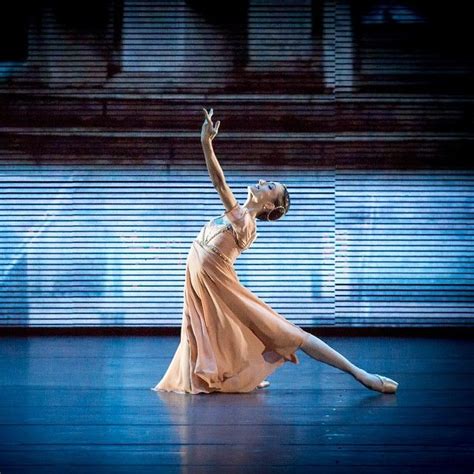 Voir plus d'idées sur le thème danse classique, ballet, danseuse. dorotheegilbert (Dorothée Gilbert) Instagram Photos and ...