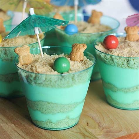 More easy breakfast and snack ideas Sand pudding cups made with vanilla pudding, crushed ...