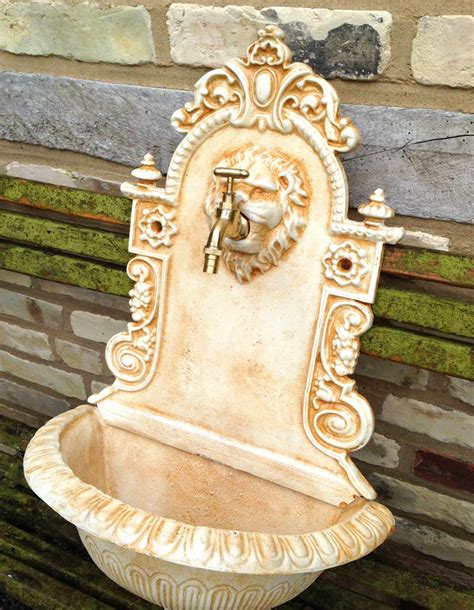 Wandbrunnen mediterran Löwe, Wasserbecken Italienisch ...