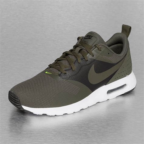 Prix normal 129,00 € special price 64,50 € ajouter au panier. Nike Air Max Tavas Special Edition kaki | Nike, Sneakers ...