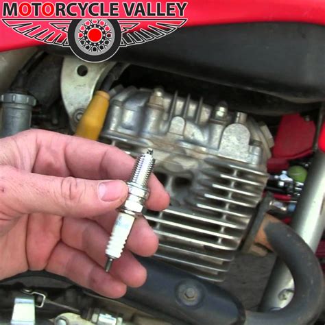 Best spark plug brand for motorcycle. How to clean motorcycle spark plug. Motorcycle price and ...