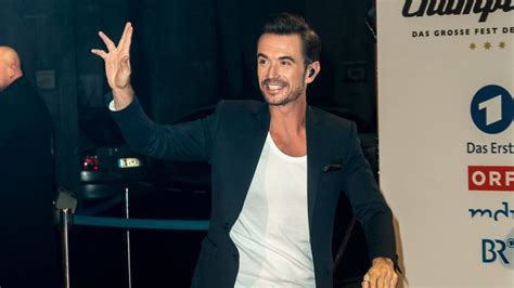Florian silbereisen (37) feiert als schlagersänger seit jahren große erfolge. Für "Traumschiff"-Rolle? Flori Silbereisen hat neues ...