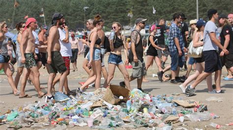 Już od 2 do 4 sierpnia festiwalowicze będą 24th przystanek woodstock festival kostrzyn nad odra muzyka pol'and'rock festival poland rock. 32-latek pojechał na Pol'and'Rock Festival 2018. Żałuje ...