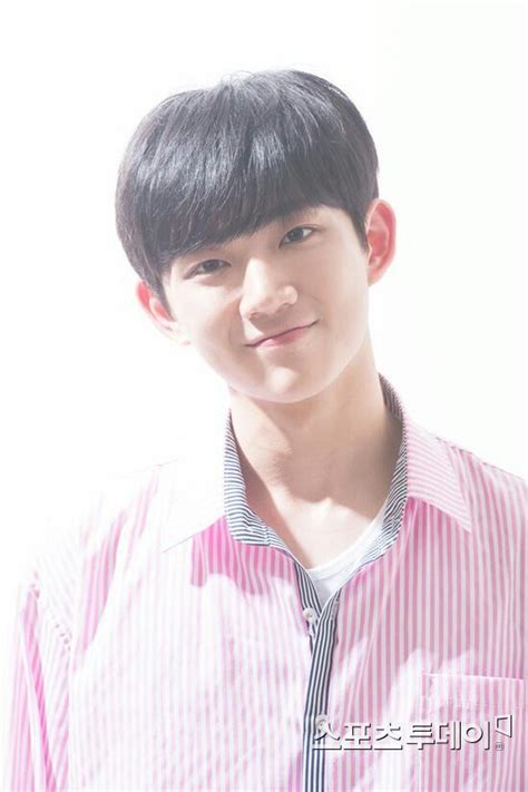 He is best known for starring in the sitcom living among the rich, the melodrama the innocent man, th. Hyeong Seob | Lee