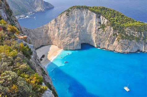 Trova fotografie stock di qualita elevata che non potrai trovare da nessuna altra parte. 35 spiagge greche da vedere una volta nella vita - Gallery ...