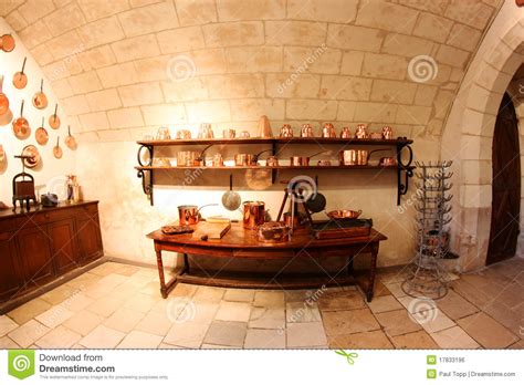 Su blog, manger, es uno de los más conocidos del mundo; Cocina Medieval En El Castillo De Chenonceau En Francia ...