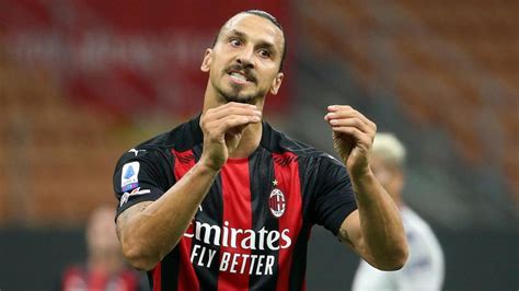 Zlatan ibrahimović (born 3 october 1981) is a swedish footballer who plays as a striker for italian club milan. Zlatan Ibrahimovic mit dem Coronavirus infiziert - Serie A ...