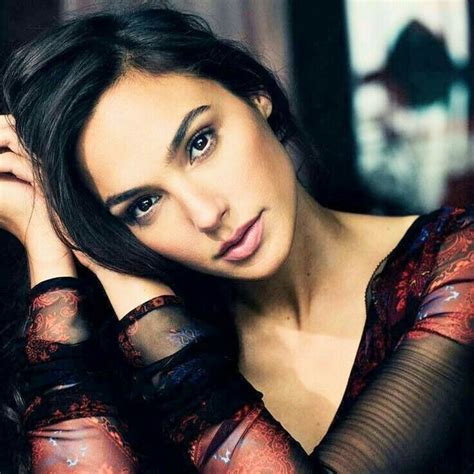 15 september at 15:40 ·. Gal Gadot en 2020 | Gal gadot, Gal gadot mujer maravilla ...