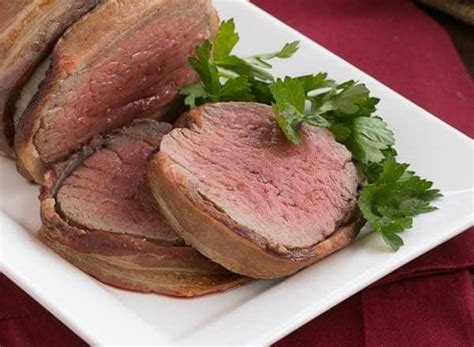 It's perfect for a special occasion. Beef Tenderloin with Gorgonzola Sauce - That Skinny Chick ...