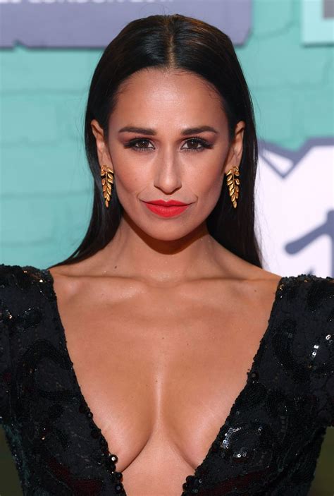 Rita pereira news, gossip, photos of rita pereira, biography, rita pereira boyfriend list 2016. RITA PEREIRA at 2017 MTV Europe Music Awards in London 11 ...