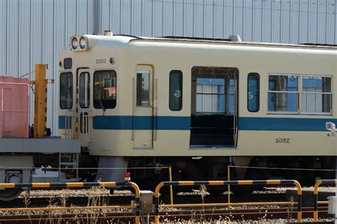 Jun 08, 2021 · 小田急電鉄（東京都新宿区）は2020年にデビューした通勤車両5000形のオリジナルプラレール（3両編成）を発売した。 5000形は「より広く、より. PRECIOUS．．． 小田急5000形・5062F離脱