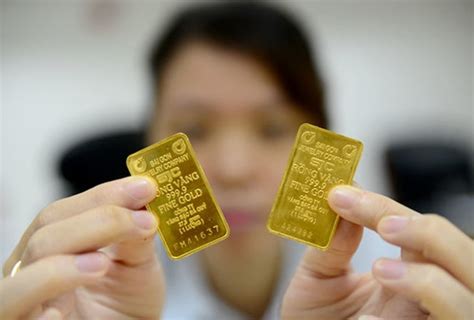 Bạn đang xem bài viết giá vàng 9999 hôm nay tại hải phòng trên website binhvinamphuong.com. Giá vàng hôm nay 3/12: Vàng 9999 lại giảm thêm, người dân ...