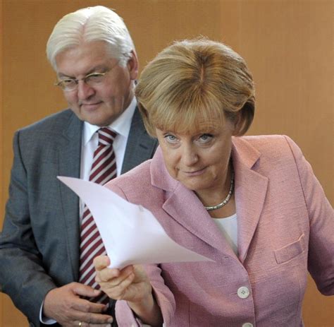 Merkel und steinmeier gedenken weltkriegsende. Späh-Skandal: Als Steinmeier 2005 klang wie Merkel 2013 - WELT