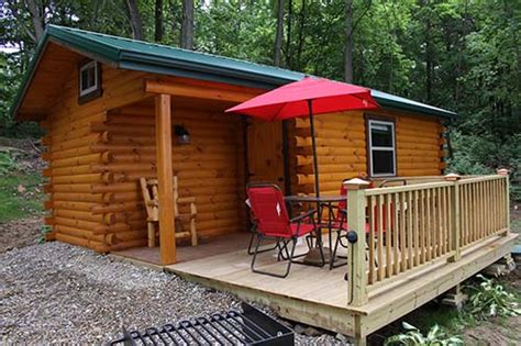 Donna's features five cedar log cabins that beckon visitors to experience the natural wonder of ohio's amish country in holmes county. Cabins | French Ridge VIneyards & Winery | Holmes County Ohio