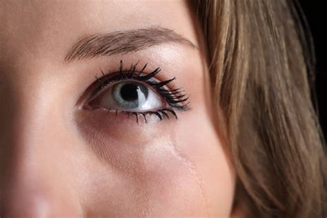 Better yet, many policies can be underwritten in 20 minutes often without a medical exam. How Tears Work | 3 Layers of Tear Film | Dry Eyes
