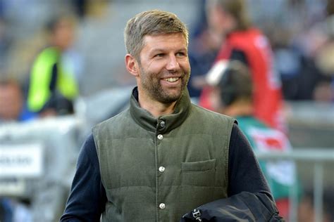 Former german international thomas hitzlsperger says the time is right for him to come out as gay. VfB Stuttgart: Hitzlsperger neuer Vorstandsvorsitzender