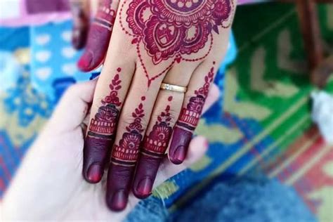 Sesuai artinya, henna biasa dilukis di tangan. 20+ Koleski Terbaru Gambar Henna Pengantin Motif Bunga ...