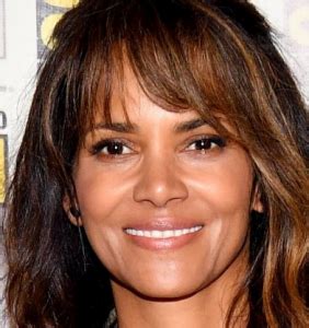 Halle berry was born on august, 14 in cleveland, ohio, usa. Halle Berry - Bio, Age, Facts, Wiki, Birthday, Net Worth ...