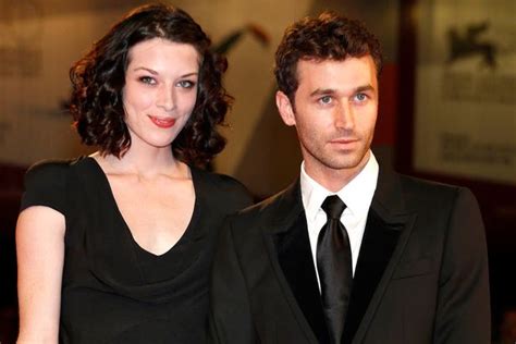 Amber rayne zaudē līdz bobbi stāru! Porn star James Deen always denied sexually assaulting ...