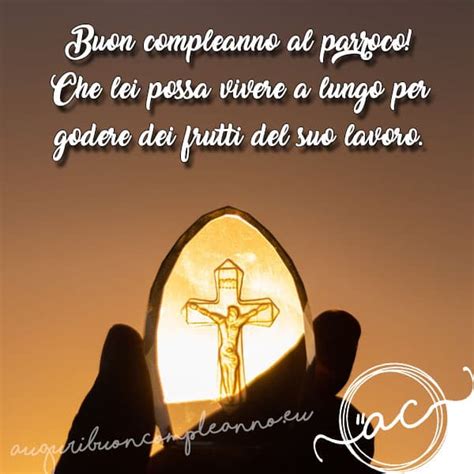 In questo giorno speciale della tua vita,spero che tu possa ottenere qualsiasi cosa desideri avere. Le Più Belle Frasi con Auguri di Compleanno per il Sacerdote