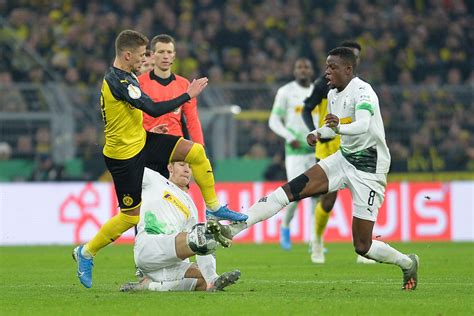 Ligde son 3 maçtan sadece 1 puan çıkaran borussia dortmund ise 29 puanda kaldı. Match Preview: BVB Face Borussia Mönchengladbach in Pivotal Bundesliga Showdown - Fear The Wall