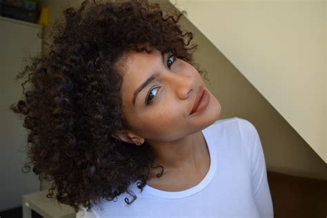 How to add volume to hair? How to Add Volume To Your Hair Whilst Keeping Curl ...