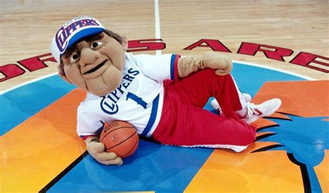 Prior to monday's debut of chuck the california condor, the clippers were one of four nba teams without a mascot. los angeles clippers mascot-Sam Dunk | Los angeles clippers, Mascot, Mario characters