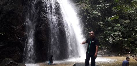Harga Tiket Air Terjun Lumoly : Sejukkan Badan Di Lata ...