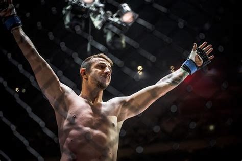 Informace o hráči jakub štáfek z klubu slavoj vyšehrad na eurofotbal.cz. Jakub Štafek | MMA Fighter Page | Tapology