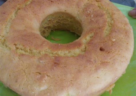 Membuat bolu panggang lebih populer dan mudah daripada bolu kukus. Resep Bikin Bolu Panggang : Cara Membuat Bolu Panggang ...