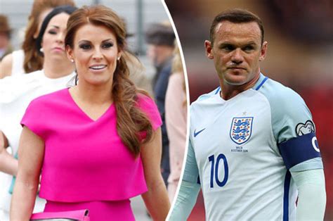 Wayne rooney has been scolded by his wife coleen after his arrest at a united states airport Wayne Rooney's wife Coleen Rooney blasts Twitter critics ...