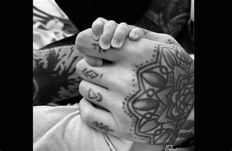 Gigi Hadid dan Zayn Malik Menikmati Jadi Orang Tua Bahagia ...