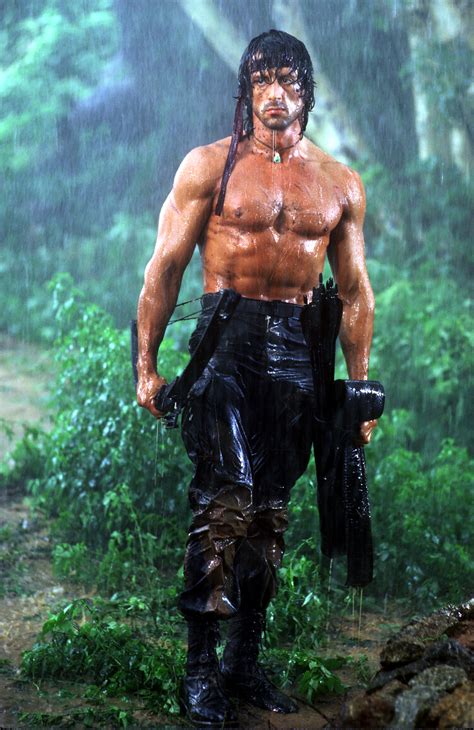 Sylvester stallone will reprise the voice of john rambo from the original 1982 classic action film first blood in the upcoming upgraded version of mortal kombat 11, sony announced thursday. Rambo Sylvester Stallone wzrost 175 - TOPDycha | T10