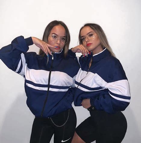 Watch popular content from the following creators: Dianggap Terlalu Seksi, Simak Dulu Gimana Cara 'The Connell Twins' Memadukan Baju-bajunya!