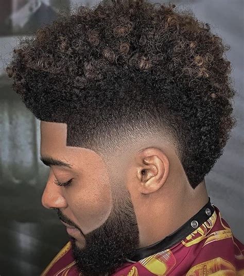 Everybody knows at least one 80s song or movie featuring a cool guy with a big afro on his head, and. Curling Afro Haircut / 45 Easy Natural Hairstyles For ...