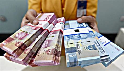 Pinjam uang online aman, mudah dan cepat cair. Persyaratan Pinjam Uang Lewat Internet Yang Harus Dipenuhi.