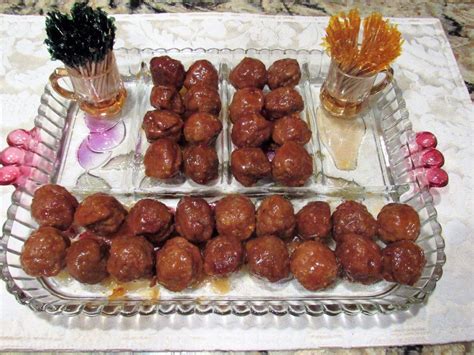 Ingredients · 2 packages (22 ounces each ) frozen fully cooked angus beef meatballs · 3/4 cup packed brown sugar · 1/4 cup white vinegar · 1/4 cup bourbon · 2 . Honey Bourbon Meatballs-Slow Cooker | Meatball recipes ...
