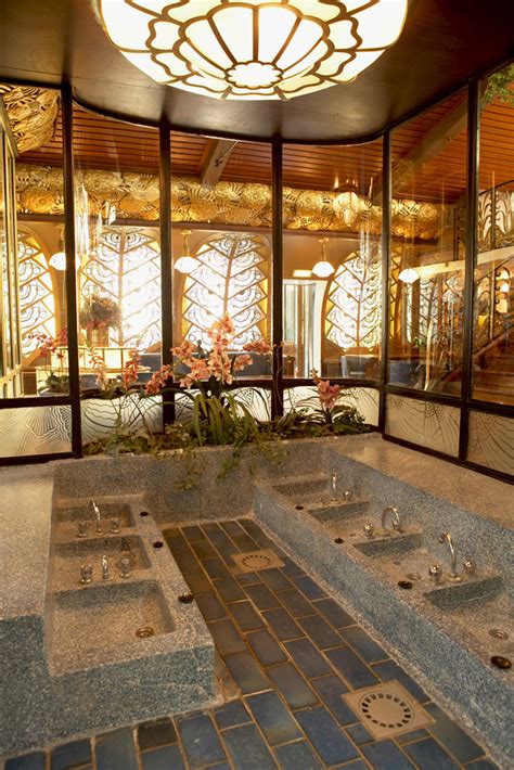 Paradise spa & sauna offers the best services tailored to meet your need to escape from everyday stresses. Sauna Deco | Spa & Wellness