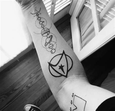 Star trek tattoos | bigest tattoo gallery of best tattoo ideas, tattoo motive and designs, best tattoo artists and tattoo models from all over the world. Minimal Star Trek Tattoo / Star Trek tattoo - A cup of ...