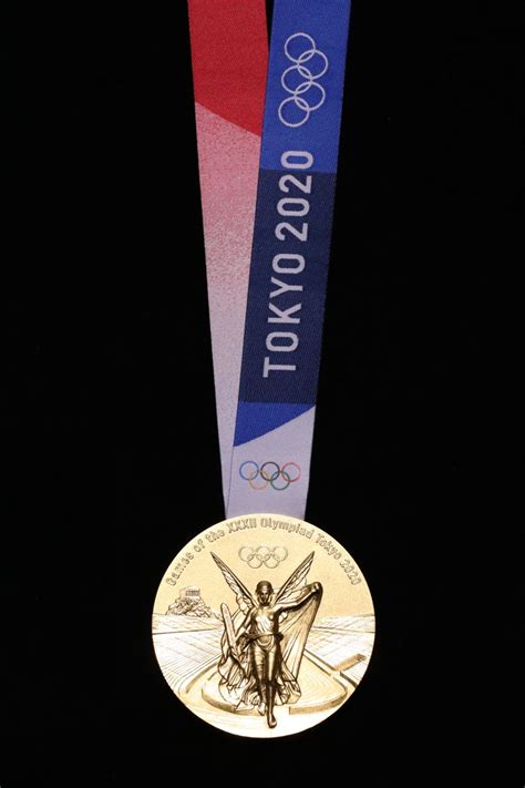 Olympic medal table tokyo 2020 olympics. Tokyo Olympic Games: Olympic committee unveils 2020 medals ...