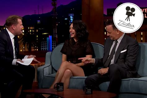 Bestätigen wollte sie aber nichts. Tom Hanks deckt Mila Kunis' Hochzeits-Geheimnis auf