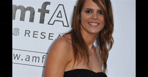 Photos et vidéos en exclusivité !. Laure Manaudou, enceinte, met un terme à sa carrière ...